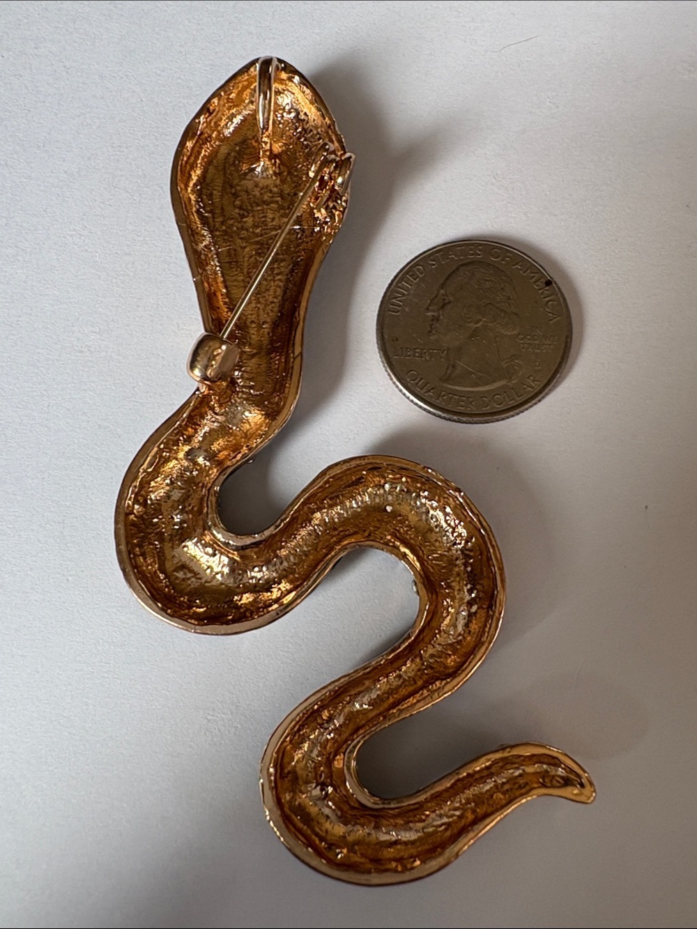 Black and Gold Crystal Snake Brooch/Pendant - Picture 3 of 3